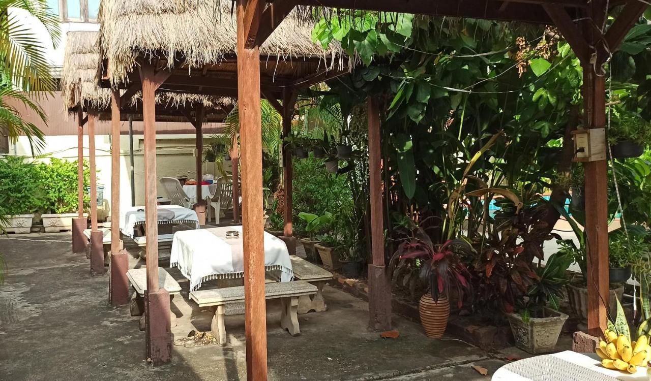 Villa Sisavad Guesthouse Vientiane Luaran gambar
