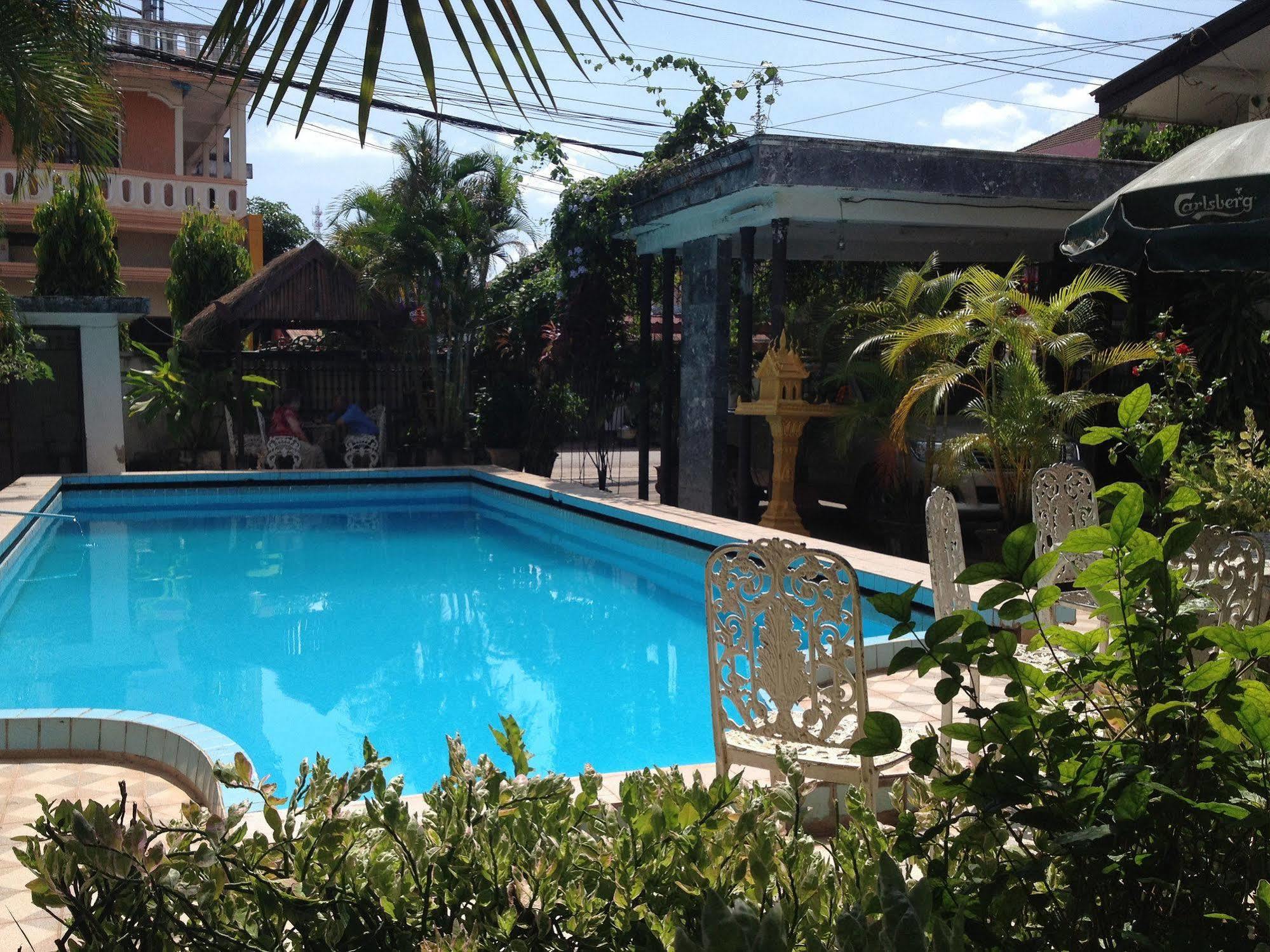 Villa Sisavad Guesthouse Vientiane Luaran gambar