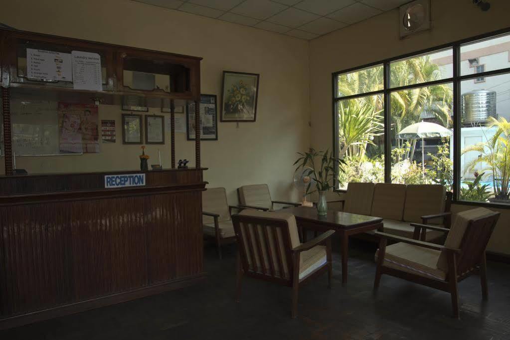 Villa Sisavad Guesthouse Vientiane Luaran gambar